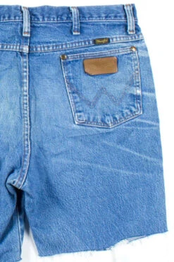 Vintage Distressed Wrangler Denim Cut Off Shorts (sz. 36)