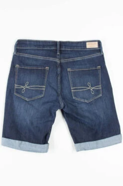 Levi's Modern Skinny Denim Shorts (sz. 6) -US Vintage Clothing Sales womens denim shorts back 235 57727.1666806679